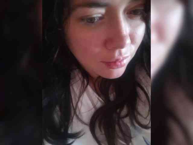 Naturally_Mom webcam