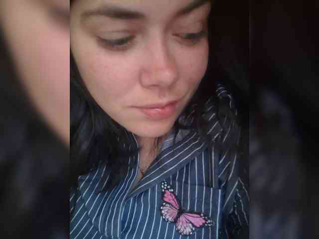 Naturally_Mom webcam