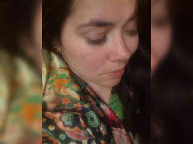 Naturally_Mom webcam