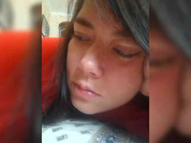 Naturally_Mom webcam