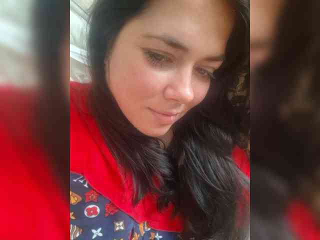 Naturally_Mom webcam