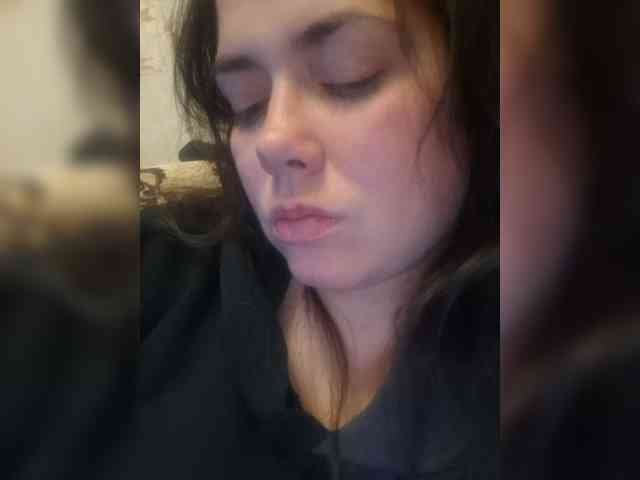 Naturally_Mom webcam
