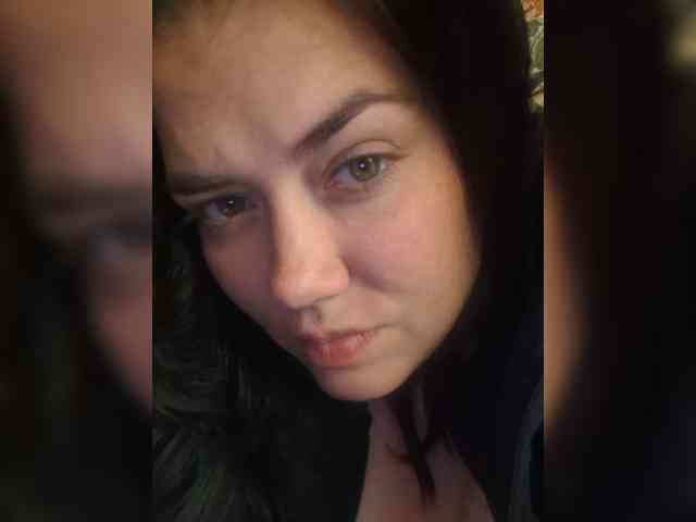 Naturally_Mom webcam