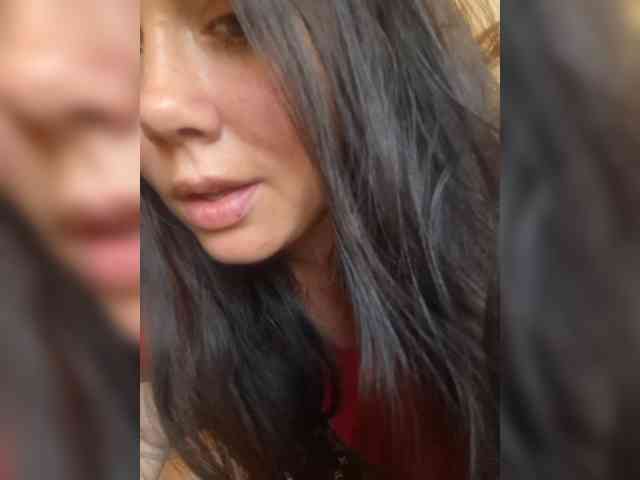 Naturally_Mom webcam