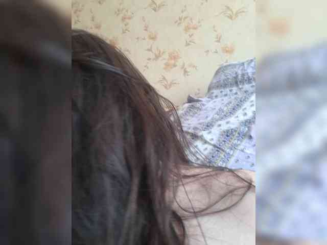 Naturally_Mom webcam