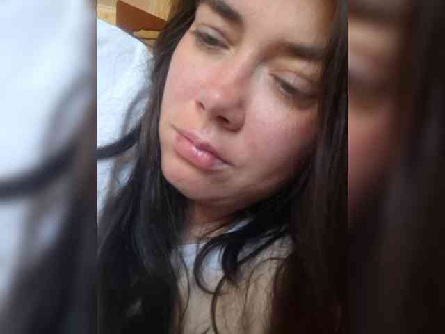 Naturally_Mom webcam