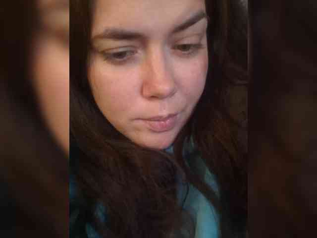Naturally_Mom webcam