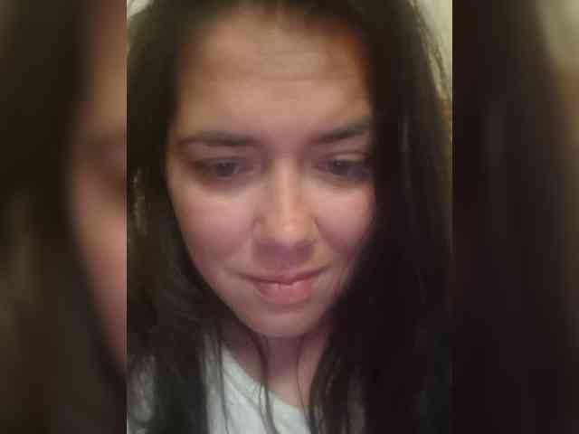 Naturally_Mom webcam