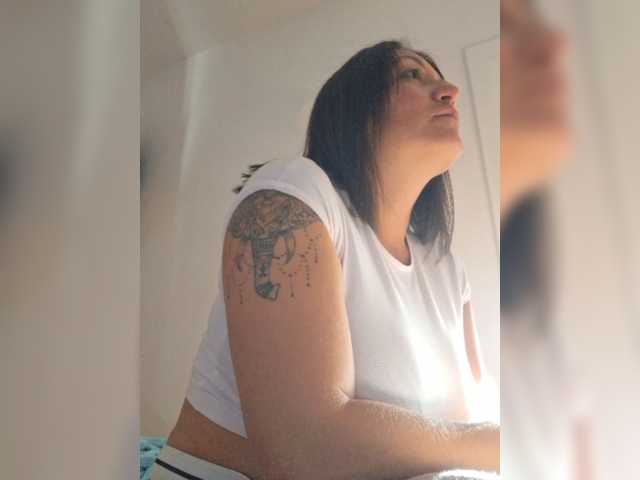 cristalboom live cam preview