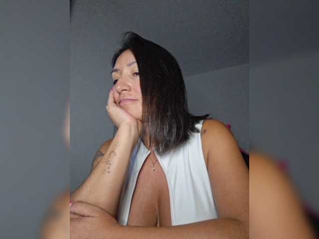 natylusexy live cam on BongaCams