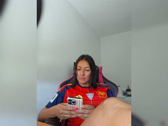 cristalboom live cam preview
