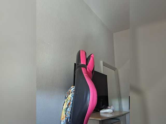cristalboom live cam preview