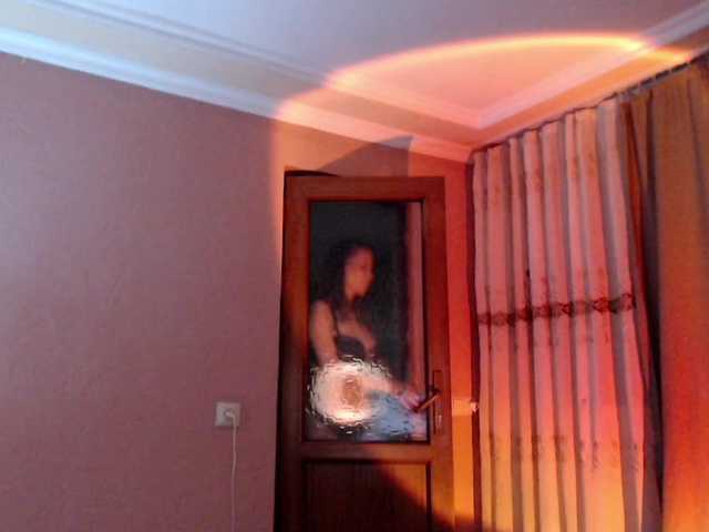 SarinnnaLuv live cam