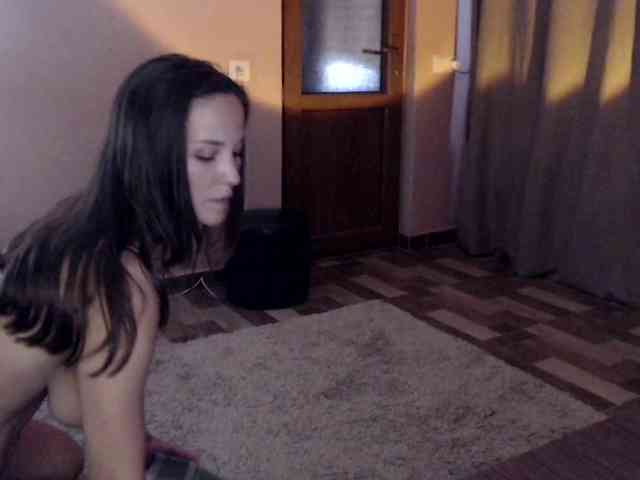 SarinnnaLuv webcam
