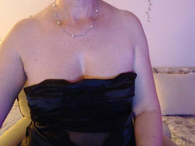 goodsnowqueen live sex show