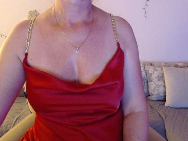 goodSnowQueen live webcam show