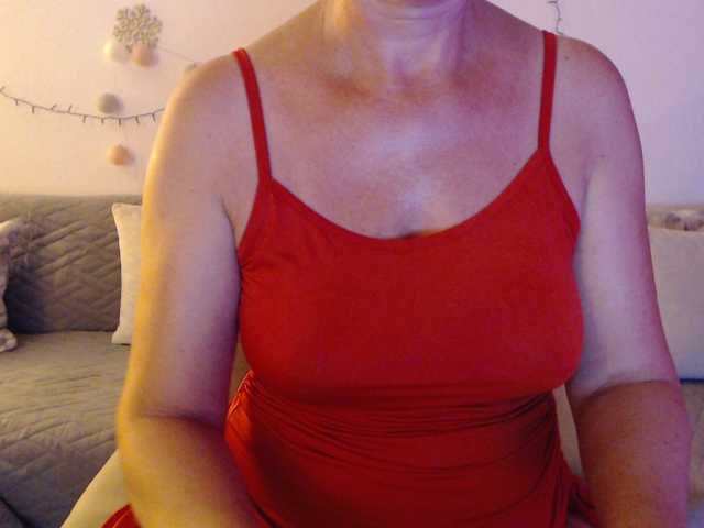 goodSnowQueen live cam on 