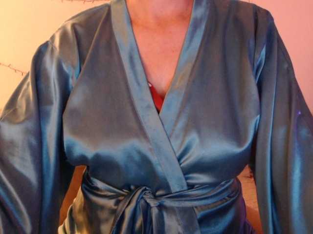 goodSnowQueen live cam on BongaCams
