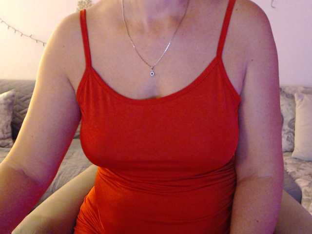 goodSnowQueen live cam on BongaCams