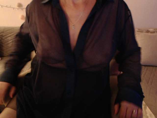 goodSnowQueen live webcam show