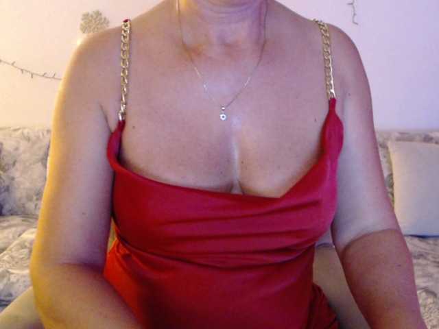 goodSnowQueen webcam