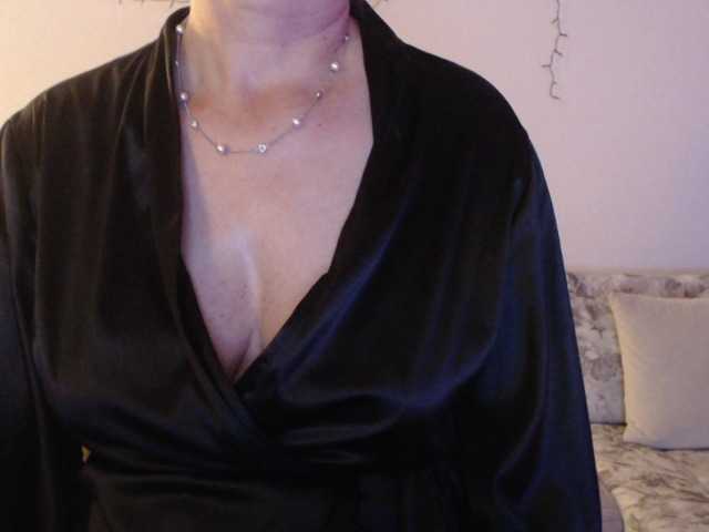  goodSnowQueen chat room