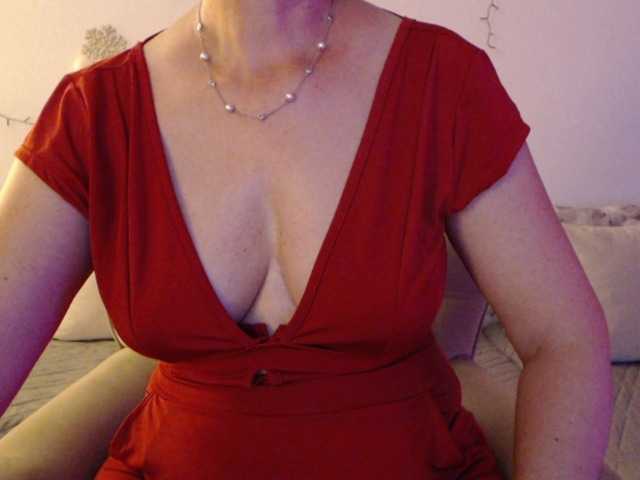 goodsnowqueen cam belle