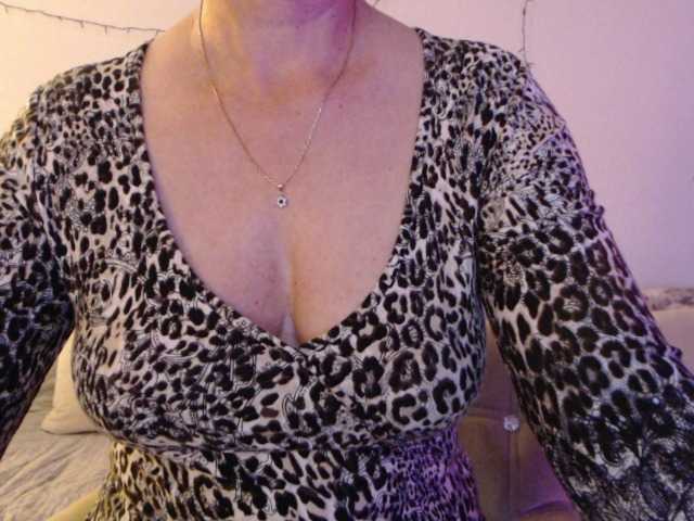 goodsnowqueen live sex show