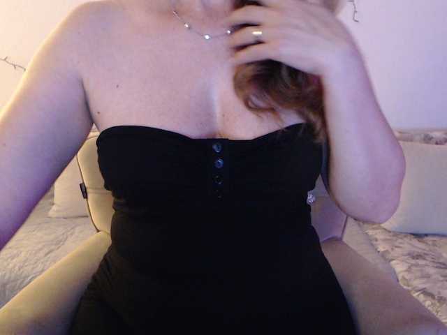 goodsnowqueen live sex show
