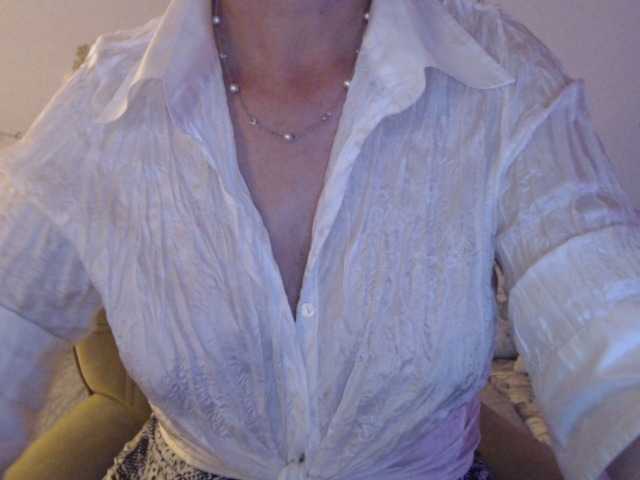  goodSnowQueen chat room