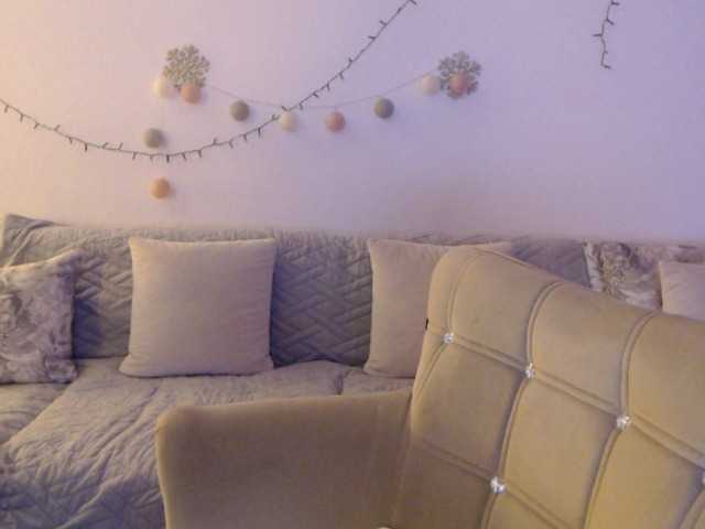  goodSnowQueen chat room