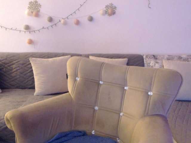 goodSnowQueen live webcam show