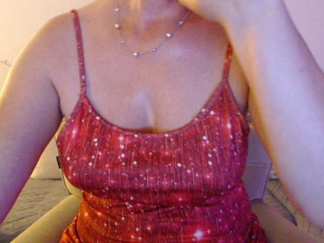 goodsnowqueen cam belle