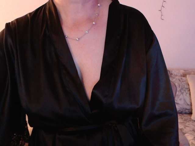 goodsnowqueen cam belle
