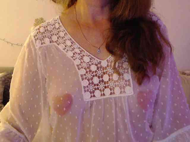 goodSnowQueen webcam