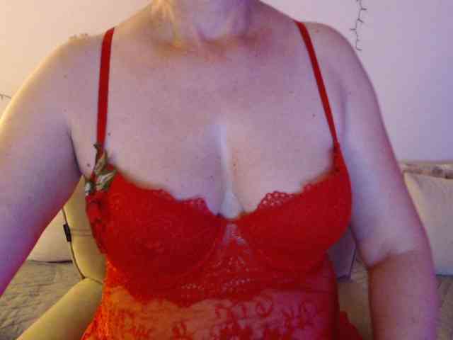 goodSnowQueen webcam