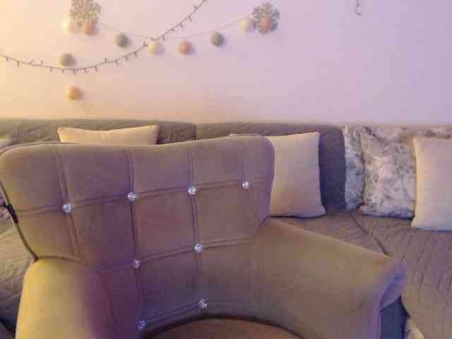 goodSnowQueen webcam