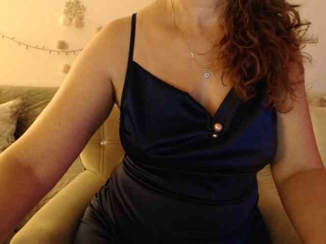 goodSnowQueen webcam