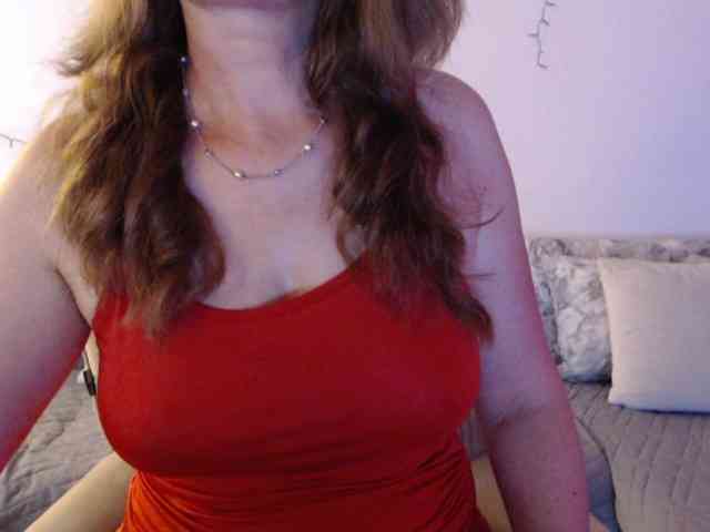 goodSnowQueen webcam