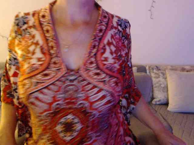 goodSnowQueen webcam