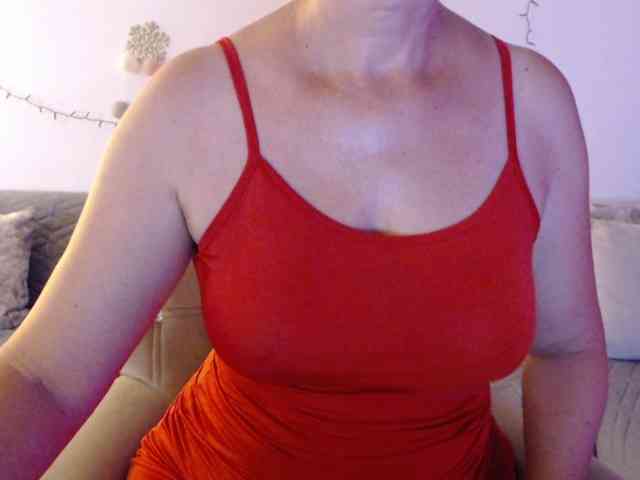 goodSnowQueen webcam
