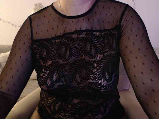 goodSnowQueen webcam