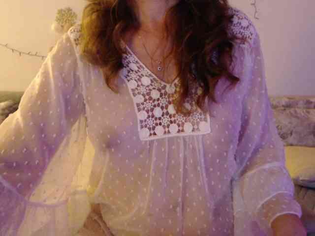 goodSnowQueen webcam