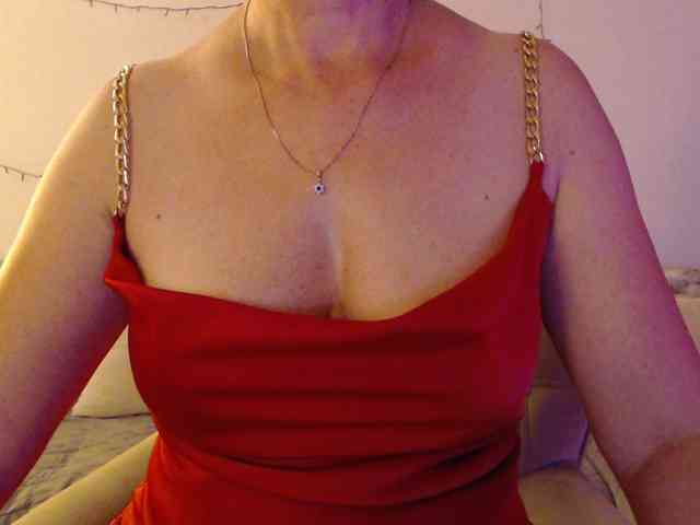 goodSnowQueen webcam