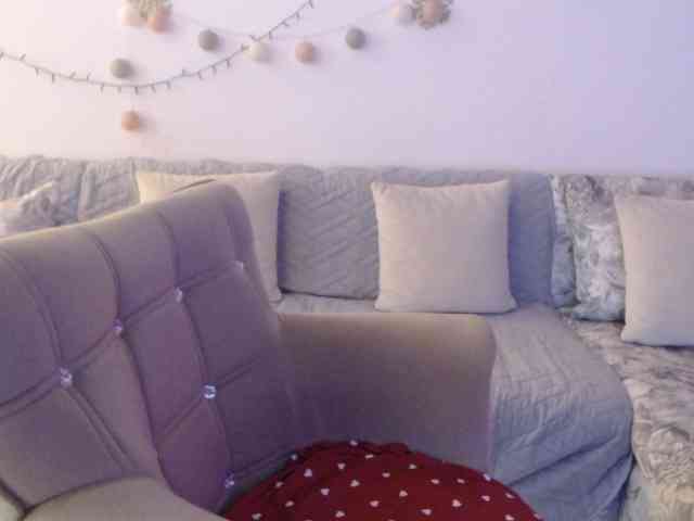 goodSnowQueen webcam