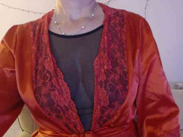 goodSnowQueen Live Webcam on BongaCams