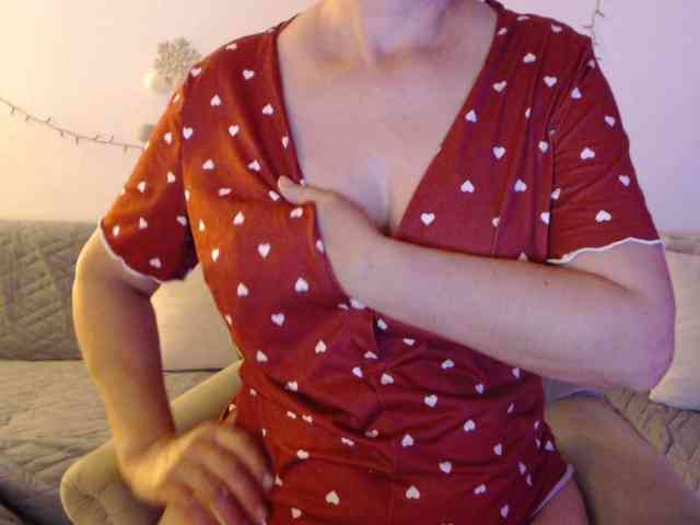 goodSnowQueen webcam
