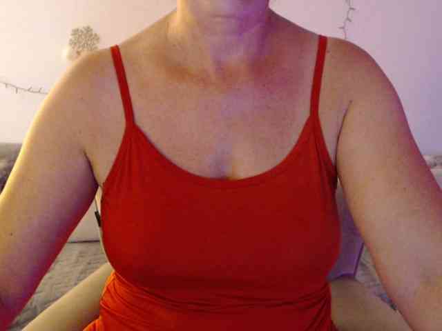 goodSnowQueen webcam