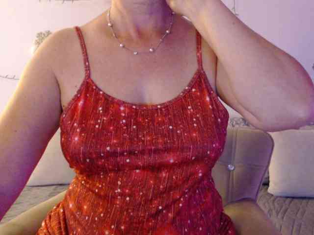 goodSnowQueen webcam
