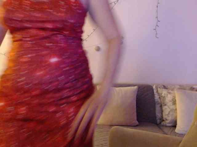 goodSnowQueen webcam